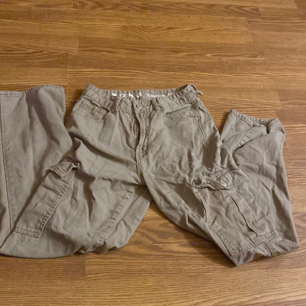 90’s boyfriend cargo jeans